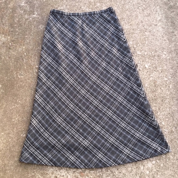 Vintage Wool Blend Plaid Skirt! - Picture 4 of 5